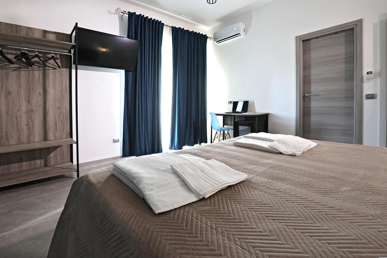 Toc Toc Bed & Breakfast Pontecagnano Bagian luar foto